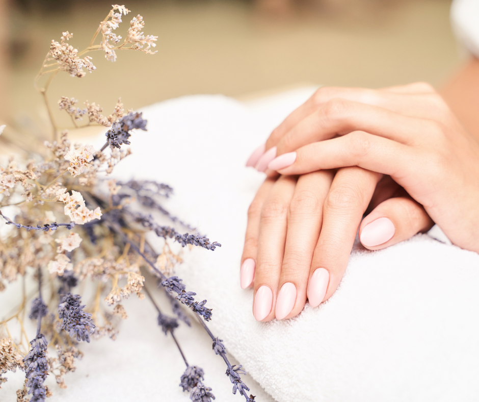 MANI & PEDI